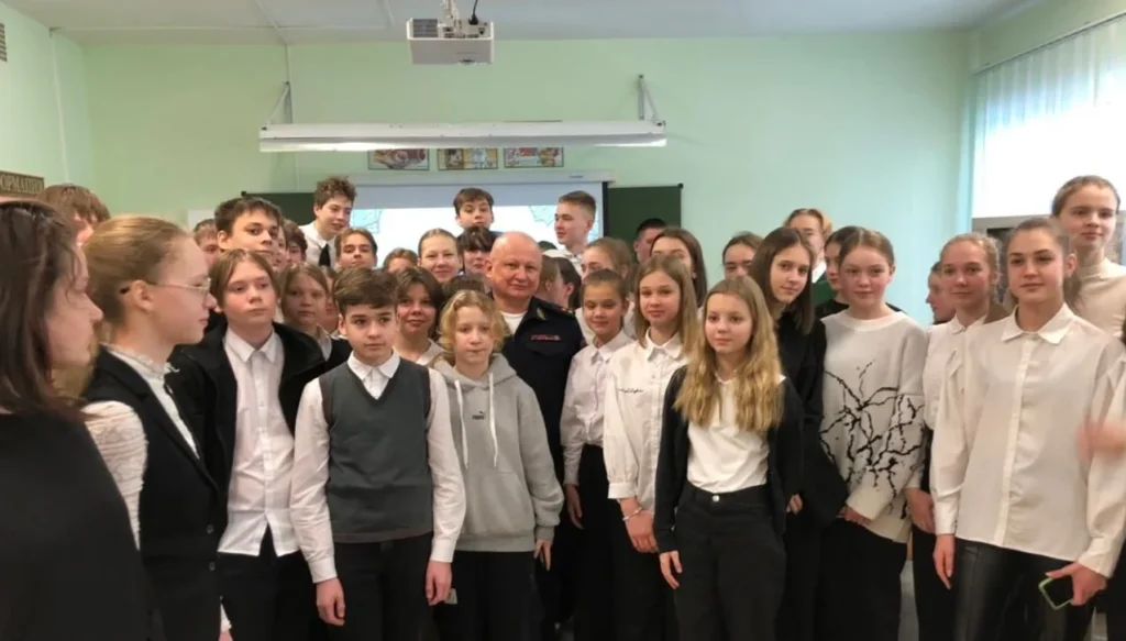 Всероссийский проект «Классные встречи». Урок Мужества