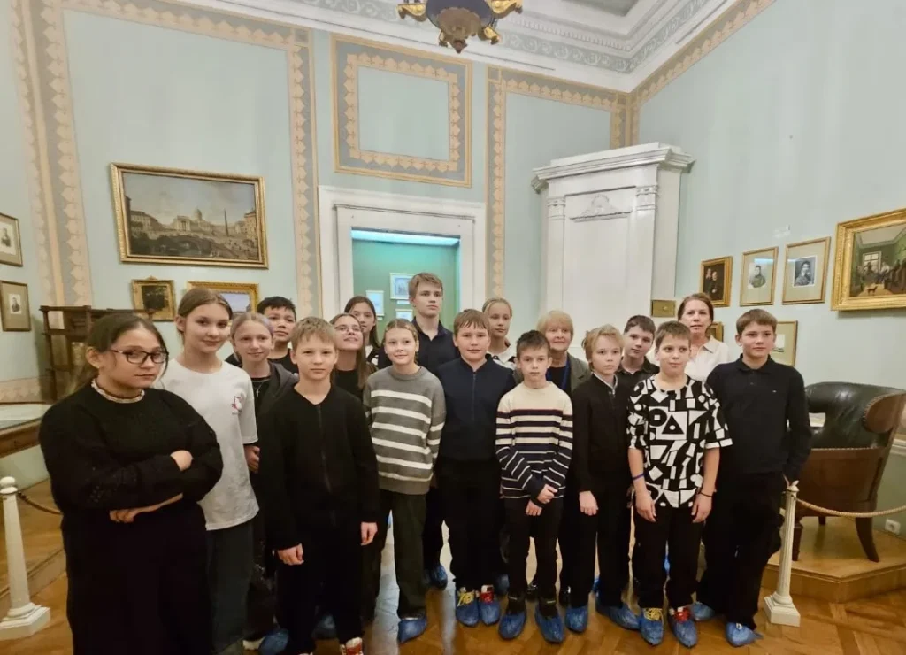 Школьный проект «Путешествие по Санкт-Петербургу и пригородам». Мемориальный музей-квартира А. С. Пушкина