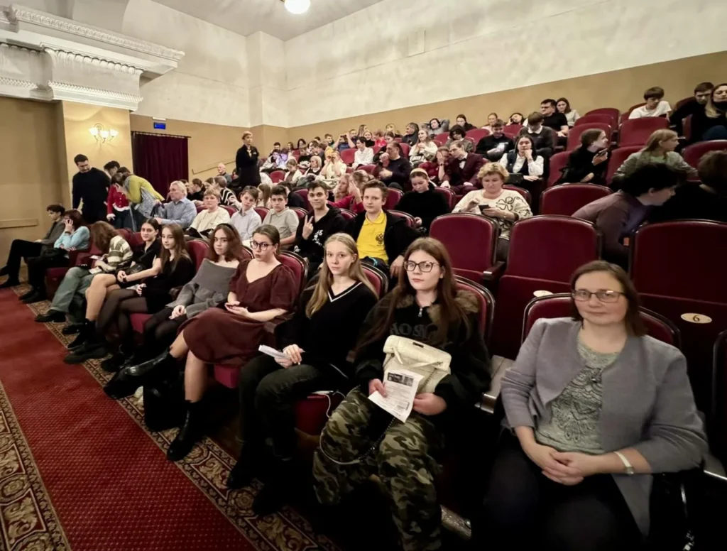 Театральный Петербург. Спектакль «Ревизор» в Александринском театре