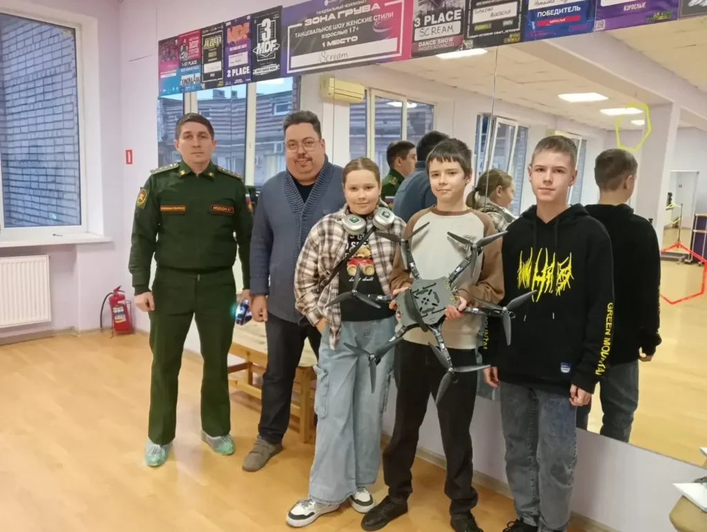 Открытое Первенство Калининского района Санкт-Петербурга «Применение роботизированных систем по дисциплине: симулятор полета и боя»
